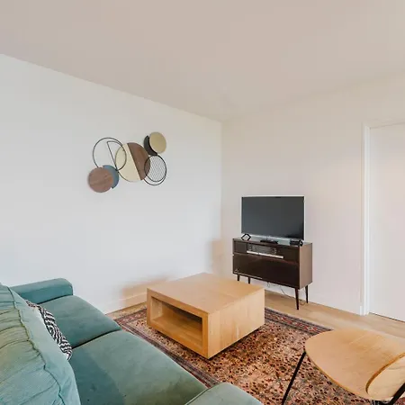 Charming 2ch 4p Parking And Balcony 公寓