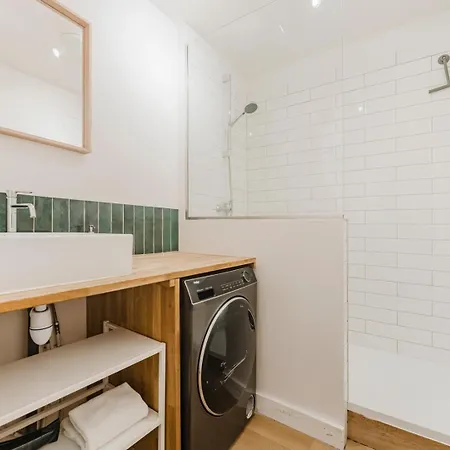 Charming 2ch 4p Parking And Balcony 拉马德莱娜