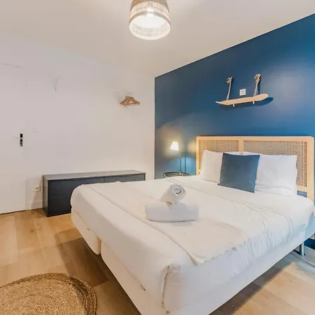 Charming 2ch 4p Parking And Balcony 公寓 拉马德莱娜